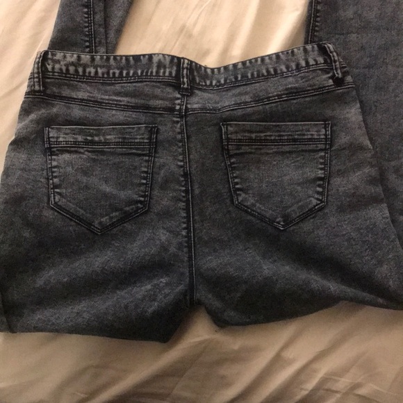 Urban Bliss Acid Wash Jeans - Picture 3 of 3